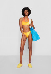 Tommy Hilfiger TOMMY HILFIGER X ANDY WARHOL BRALETTE Bikini top warhol sunset TOMMY HILFIGER X ANDY WARHOL BRALETTE Верх бикини Уорхол закат