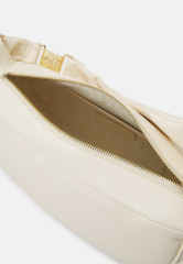 Tommy Hilfiger CONTEMPORARY SHOULDER BAG Handbag sugarcane СОВРЕМЕННАЯ СУМКА НА ПЛЕЧО Сумка сахарный тростник