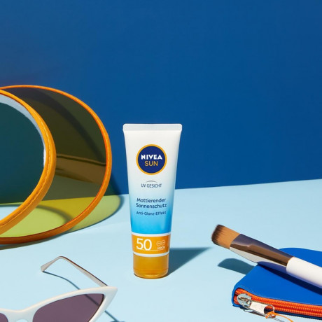 Nivea Sun Mattierender Sonnenschutz  Солнце Матирующая защита от солнца