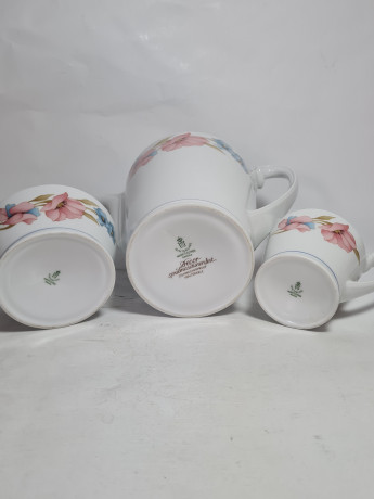 Набор для чая винтажный Winterling Marktleuthen Bavaria с розовыми и голубыми цветами, чайник, молочник, сахарница, фарфор, Германия, 1970-80гг.