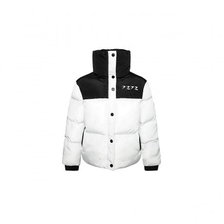 Pepe Jeans Jacken  Mantel Куртки и пальто