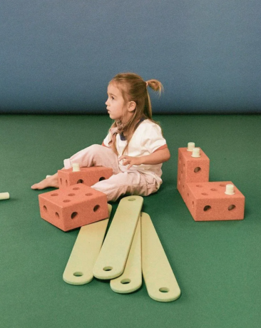 MODU Balance Track orange, Балансирующий набор  детский развивающий конструктор 17 элементов, баланс борд для детей 3+, моторика и координация, до 80 кг, оранжевый