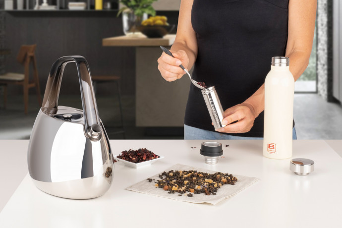 Casa Bugatti Casa Bugatti Wasserkocher Jackie Wasserkocher Chrom Чайник Casa Bugatti Чайник Jackie