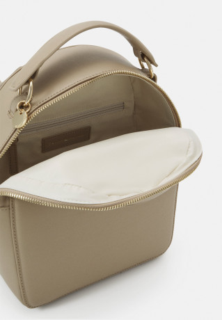 Tommy Hilfiger CHIC BACKPACK Rucksack beige ШИКАРНЫЙ РЮКЗАК Рюкзак бежевый