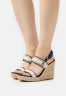 Tommy Hilfiger GOLDEN WEBBING WEDGE Espadrilles space blue GOLDEN WEBBING WEBBING WEDGE Эспадрильи космический синий