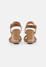 Tommy Hilfiger HARDWARE WEDGE  Clogs summer cognac АППАРАТНЫЙ КЛИН Сабо летний коньяк