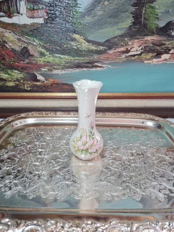 Ваза винтажная Royal Winton Staffor Dhire England, керамика с желто-розовым цветочным декором и светло-зеленой окантовкой, 13 x 6 см, Англия, 1960-70гг.