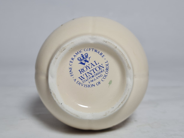 Ваза винтажная Royal Winton Staffor Dhire England, керамика с желто-розовым цветочным декором и светло-зеленой окантовкой, 13 x 6 см, Англия, 1960-70гг.