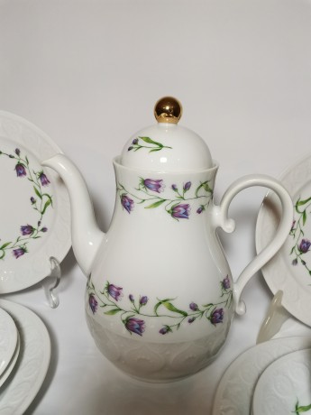 Сервиз чайный винтажный Schirnding Bavaria на 4 персоны, с нежным цветочным декором, 19 предметов, фарфор, Германия, 1960 год.