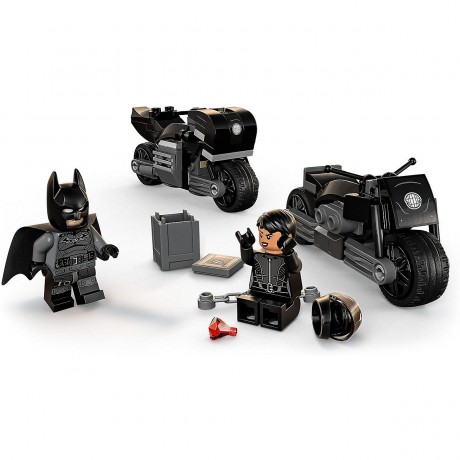 LEGO DC Universe Super Heroes 76179 Batman & Selina Kyle: Verfolgungsjagd auf dem Motorrad ЛЕГО Бэтмен и Селина Кайл: погоня на мотоцикле
