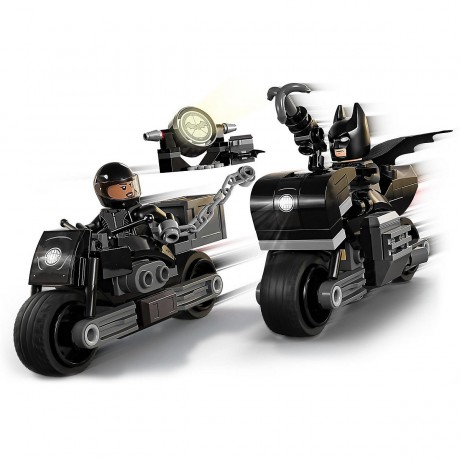 LEGO DC Universe Super Heroes 76179 Batman & Selina Kyle: Verfolgungsjagd auf dem Motorrad ЛЕГО Бэтмен и Селина Кайл: погоня на мотоцикле
