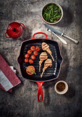 Le Creuset LE CREUSET Grillpfanne 26cm Kirschrot SIGNATURE rot LE CREUSET сковорода-гриль 26см вишнево-красная SIGNATURE