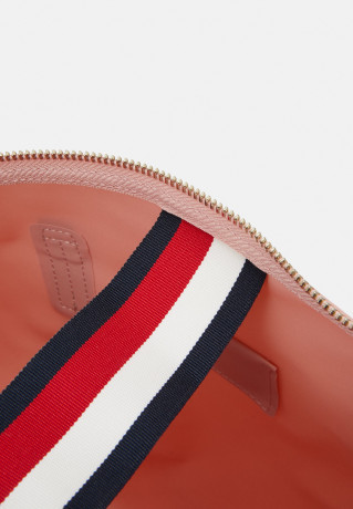 Tommy Hilfiger POPPY TOTE CORP Handbag soothing pink POPPY TOTE CORP Сумка успокаивающий розовый