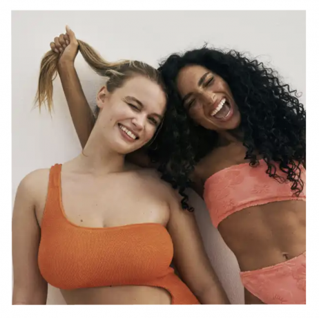 Hawaiian Tropic Glowing Oil Масло для красивого загара, с витамином Е, 200мл