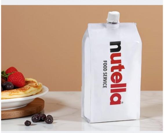Nutella Food Service 1000g, Шоколадно-ореховая паста порционная (Германия), мягкая упаковка, крем с фундуком и какао, для завтраков и десертов, 1 кг 