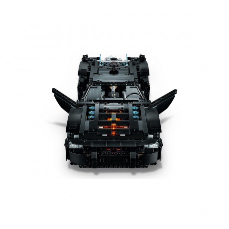 LEGO Technic 42127 BATMANS BATMOBIL ЛЕГО Бэтмен: Бэтмобиль