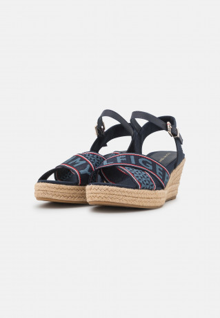Tommy Hilfiger LOW WEDGE  Espadrilles desert sky НИЗКАЯ КЛЕТКА Эспадрильи небо пустыни