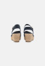 Tommy Hilfiger LOW WEDGE  Espadrilles desert sky НИЗКАЯ КЛЕТКА Эспадрильи небо пустыни