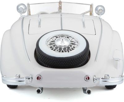 Maisto Modellauto Mercedes 500K Typ Specialroadster 1936 (weiss Модель автомобиля Mercedes 500K тип Specialroadster 1936 г. (белый