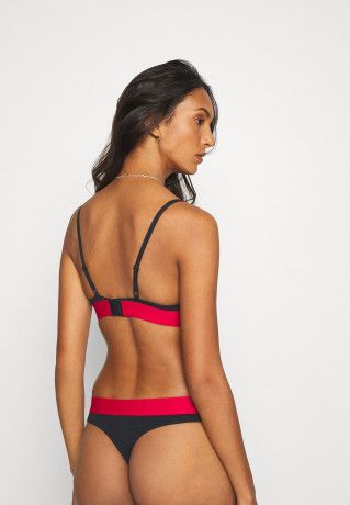 Tommy Hilfiger BRALETTE UNLINED Triangle bra desert sky БЮСТГАЛЬТЕР БЕЗ ПОДКЛАДКИ Бюстгальтер с треугольными чашечками небо пустыни