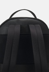 Tommy Hilfiger CENTRAL BACKPACK Rucksack black ЦЕНТРАЛЬНЫЙ РЮКЗАК Рюкзак черный