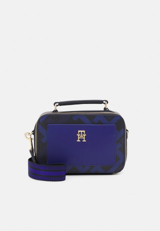 Tommy Hilfiger ICONIC TOMMY TRUNK MONOGRAM Across body bag space blue mix ICONIC TOMMY TRUNK MONOGRAM Сумка через плечо космический синий микс