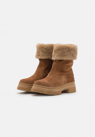Tommy Hilfiger Winter boots natural cognac зимние ботинки натуральный коньяк