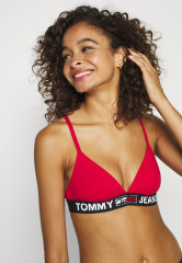 Tommy Hilfiger BRALETTE UNLINED Triangle bra primary red БЮСТГАЛЬТЕР БЕЗ ПОДКЛАДКИ Бюстгальтер с треугольными чашечками первичный красный