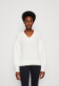 Tommy Hilfiger SWEATER  Jumper ecru СВИТЕРА Джемперы экрю