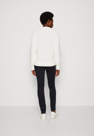 Tommy Hilfiger SWEATER  Jumper ecru СВИТЕРА Джемперы экрю