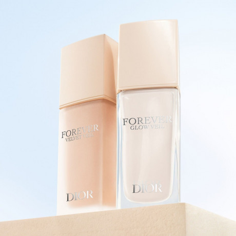 DIOR Forever Glow Veil Вечно светящаяся вуаль