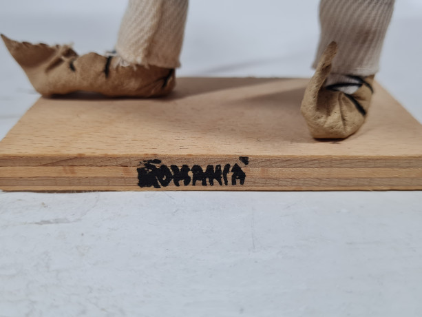 Фигурка винтажная "Дровосек в этническом костюме", 24 см, Румыния, 1960-70гг.