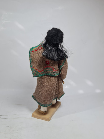 Фигурка винтажная "Дровосек в этническом костюме", 24 см, Румыния, 1960-70гг.