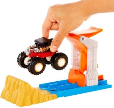 Mattel Hot Wheels Monster Trucks Startrampen-Crash Авария на стартовой площадке Hot Wheels Monster Trucks