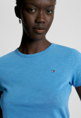 Tommy Hilfiger 1985 C NK SS Basic T-shirt iconic blue 1985 C NK SS — базовая футболка знаковый синий