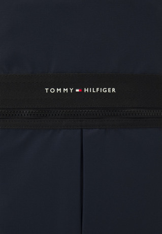 Tommy Hilfiger HORIZON BACKPACK UNISEX Rucksack space blue РЮКЗАК HORIZON УНИСЕКС Рюкзак космический синий