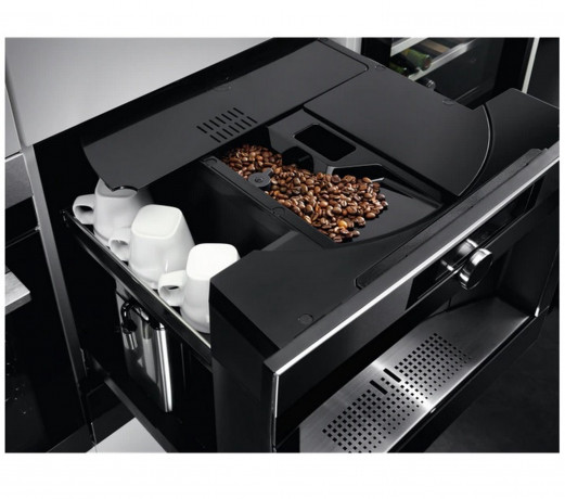 AEG AEG Einbau-Kaffeevollautomat KKK994500M, Premium-Drehwahler mit Beruhrungssensor Antifinger Edelstahl-Beschichtung 2 Heizsysteme fur eine optimale Bruhtemperatur und Dampfausgabe Встраиваемая полностью автоматическая кофемашина AEG KKK994500M, поворо