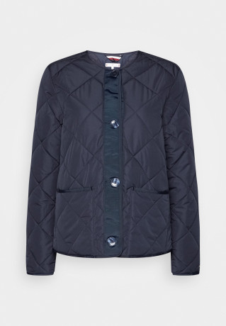 Tommy Hilfiger COLLARLESS QUILTED SHORT JACKET Light jacket desert sky КОРОТКАЯ СТЕГАНАЯ КУРТКА БЕЗ ВОРОТНИКА Легкая куртка небо пустыни