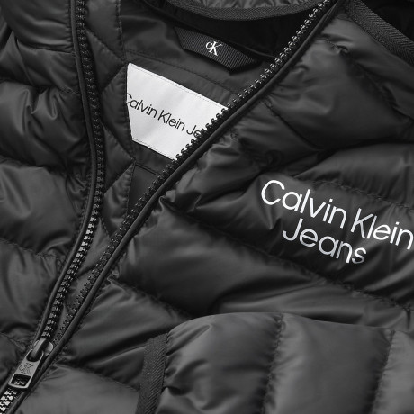 Calvin Klein Daunenjacke fur Jungen (recycelt) Пуховик для мальчика (переработанный)