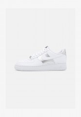 Nike Sportswear WMNS AIR FORCE 1 #x27;07 REC Sneaker low white/black/metallic silver WMNS AIR FORCE 1 #x27;07 REC Низкие кроссовки женские белый/черный/серебристый металлик