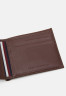 Tommy Hilfiger  Wallet dark chestnut - Кошелек темно-каштановый