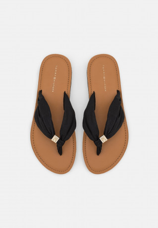 Tommy Hilfiger ELEVATED BEACH  T-bar sandals black ELEVATED BEACH Сандалии с Т-образной перемычкой черный