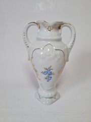 KARLOVARSKY Фарфоровая ваза с ручками &quot;Нежные голубые цветы&quot;, 15см, Чехословакия, 1950-60гг.