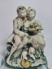 Статуэтка винтажная Arte Murano Linea &quot;Влюбленная пара&quot; на стеклянном основании, керамика/стекло, 11 х 14 см, Италия, 1960-70гг.