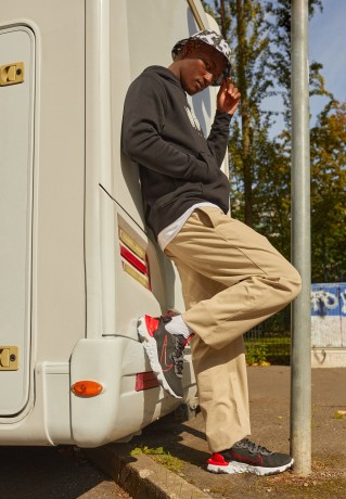 Nike Sportswear REACT VISION SC UNISEX Sneaker low black/university red/iron grey/white REACT VISION SC UNISEX Низкие кроссовки женские черный/университетский красный/железно-серый/белый