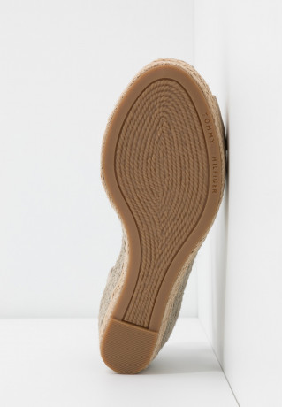 Tommy Hilfiger BASIC OPENED TOE MID WEDGE Espadrilles stone БАЗОВАЯ СТАТЬЯ С ОТКРЫТЫМ НОСКОМ Эспадрильи камни