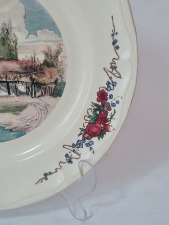 Набор тарелок винтажных Sarreguemines France, светло-бежевый фарфор с пейзажами и красочным цветочным декором, 10 штук х 25 x 3 см, Франция, 1960-70гг.