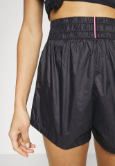 Tommy Hilfiger ESSENTIALS REGULAR SHORT Sports shorts black ESSENTIALS REGULAR SHORT Спортивные шорты черный