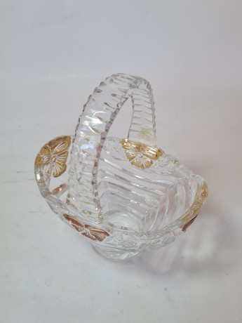 Корзина хрустальная винтажная Anna Hutte с позолоченным узором, 15,5 x 11 x 19 см, Германия, 1960-70гг.
