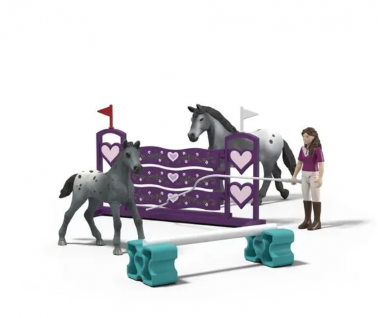 Schleich Horse Club 42776 Игровой набор "Тренировка перед турниром", лошадь с фигуркой, препятствия для прыжков, аксессуары, от 5 лет, Германия
